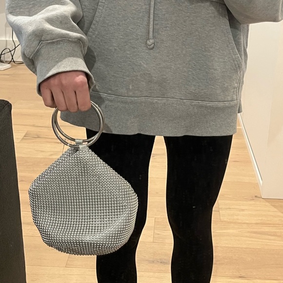 Silver Clutch - Picture 2 of 3